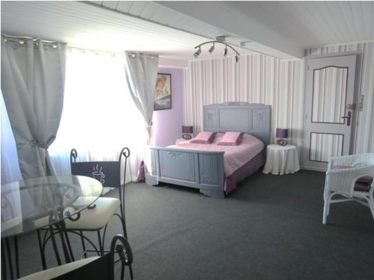 Bed and Breakfast Chez Nicole Et Michel Monlezun Esterno foto